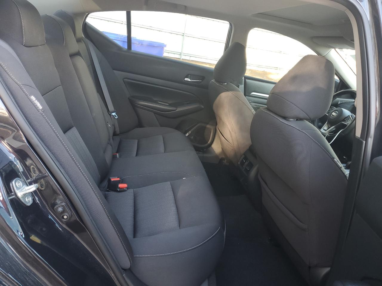 2019 Nissan Altima - Image 10