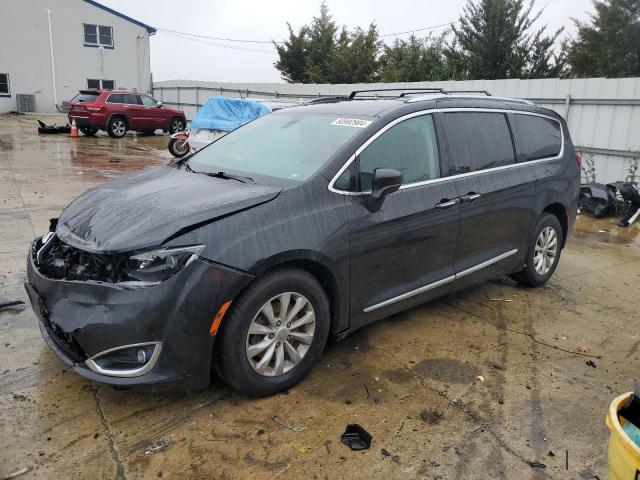 2018 Chrysler Pacifica Touring L for Sale in Windsor, NJ - Front End