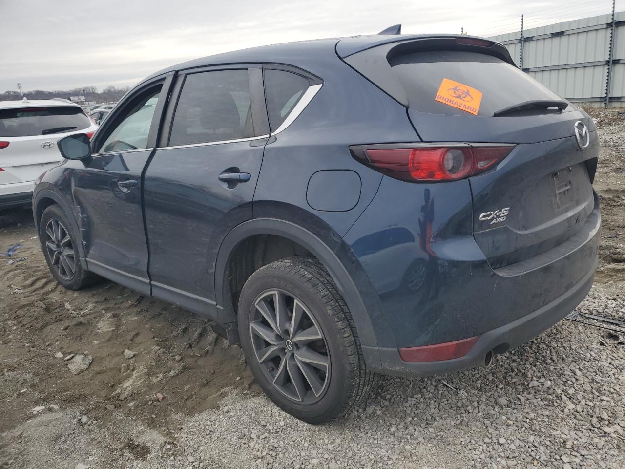 2018 Mazda CX-5 - Image 2