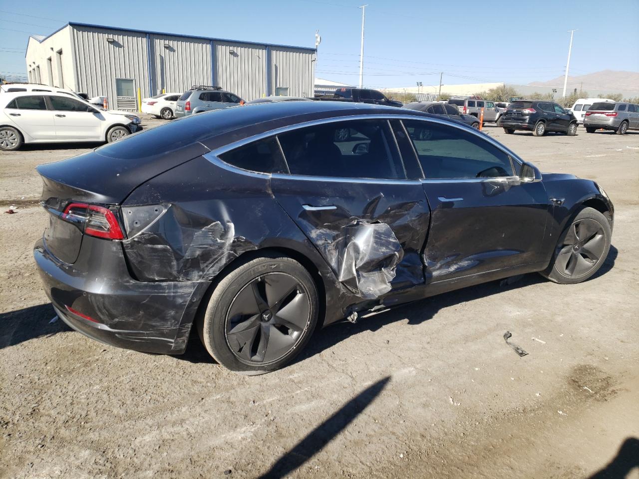 VIN 5YJ3E1EA5JF123723 2018 TESLA MODEL 3 no.3