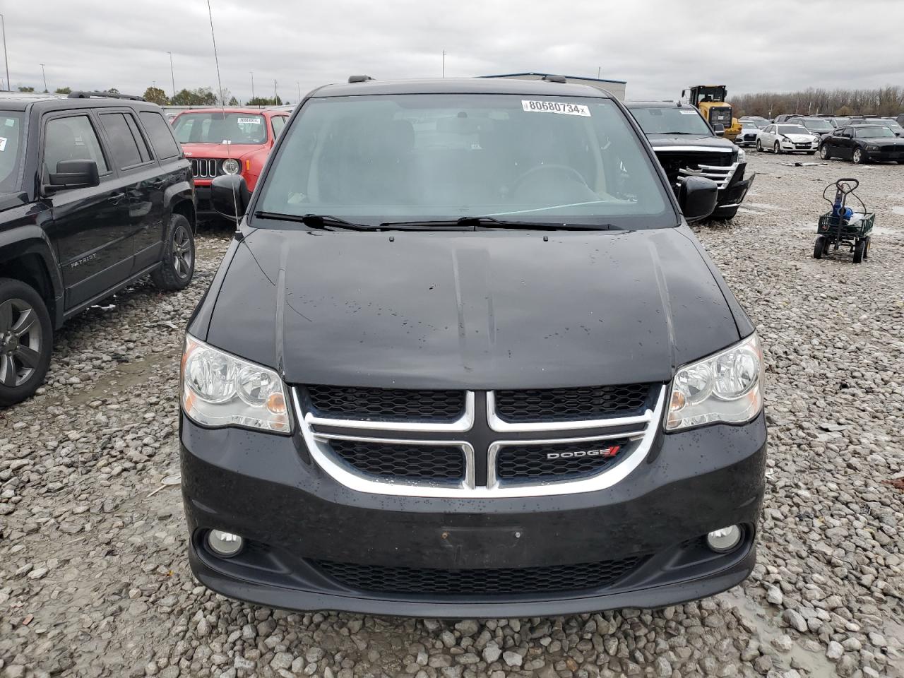 2017 Dodge Caravan - Image 5