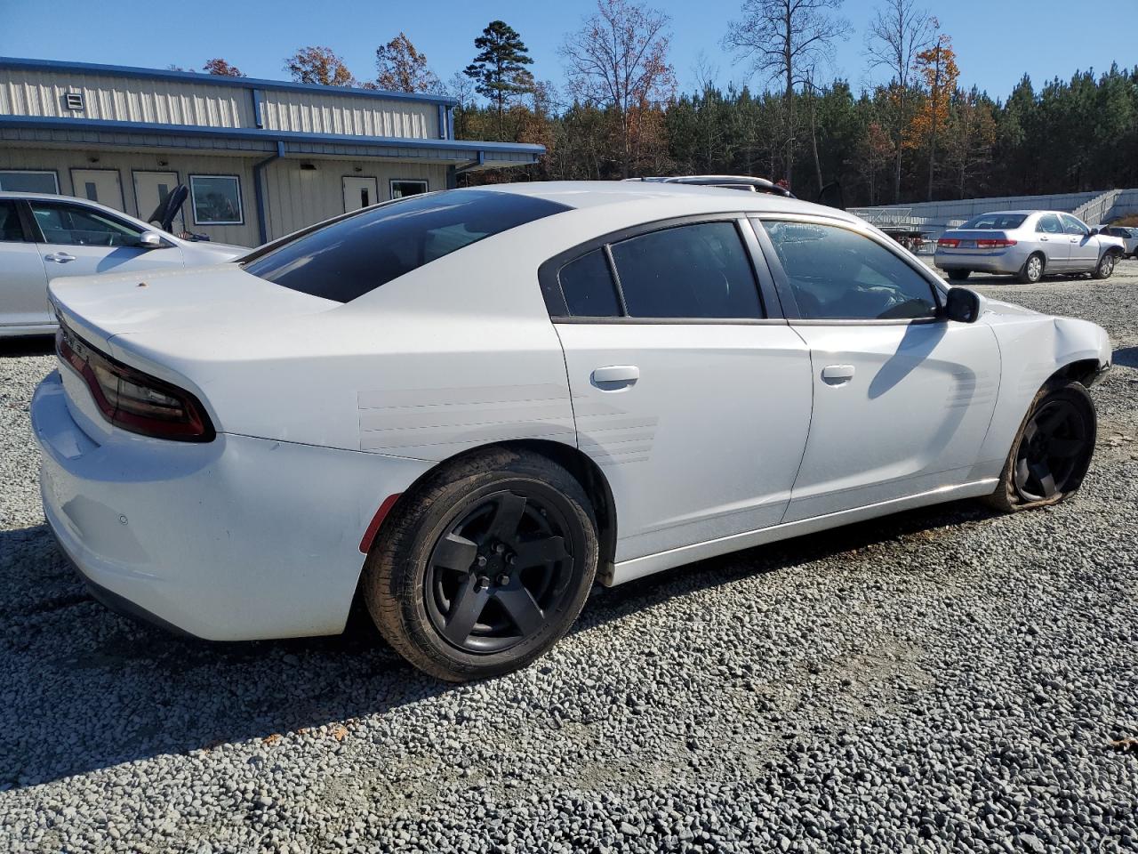 VIN 2C3CDXATXGH347588 2016 DODGE CHARGER no.3