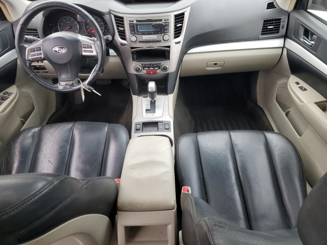2013 Subaru Outback - Image 8