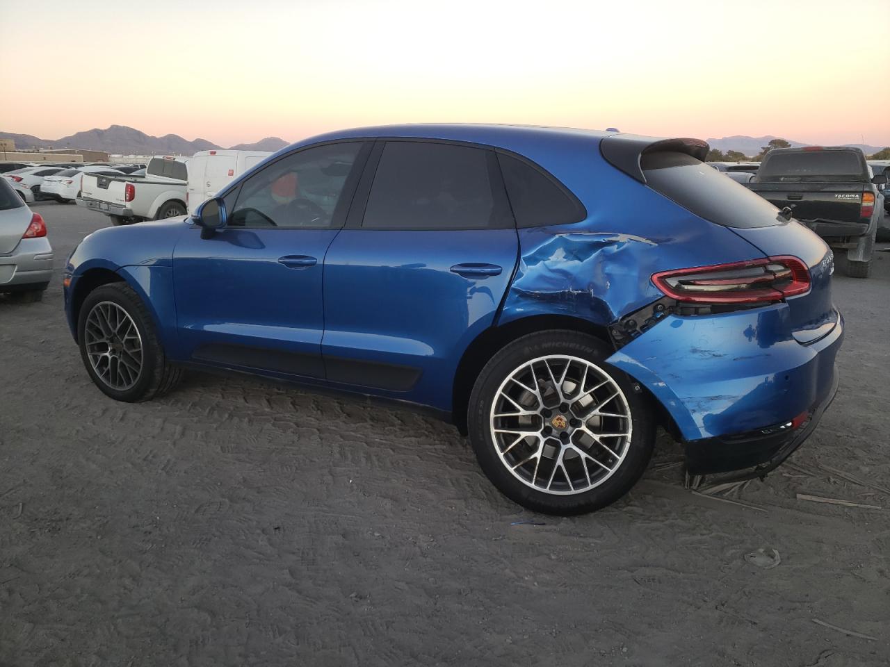 2015 Porsche Macan - Image 2