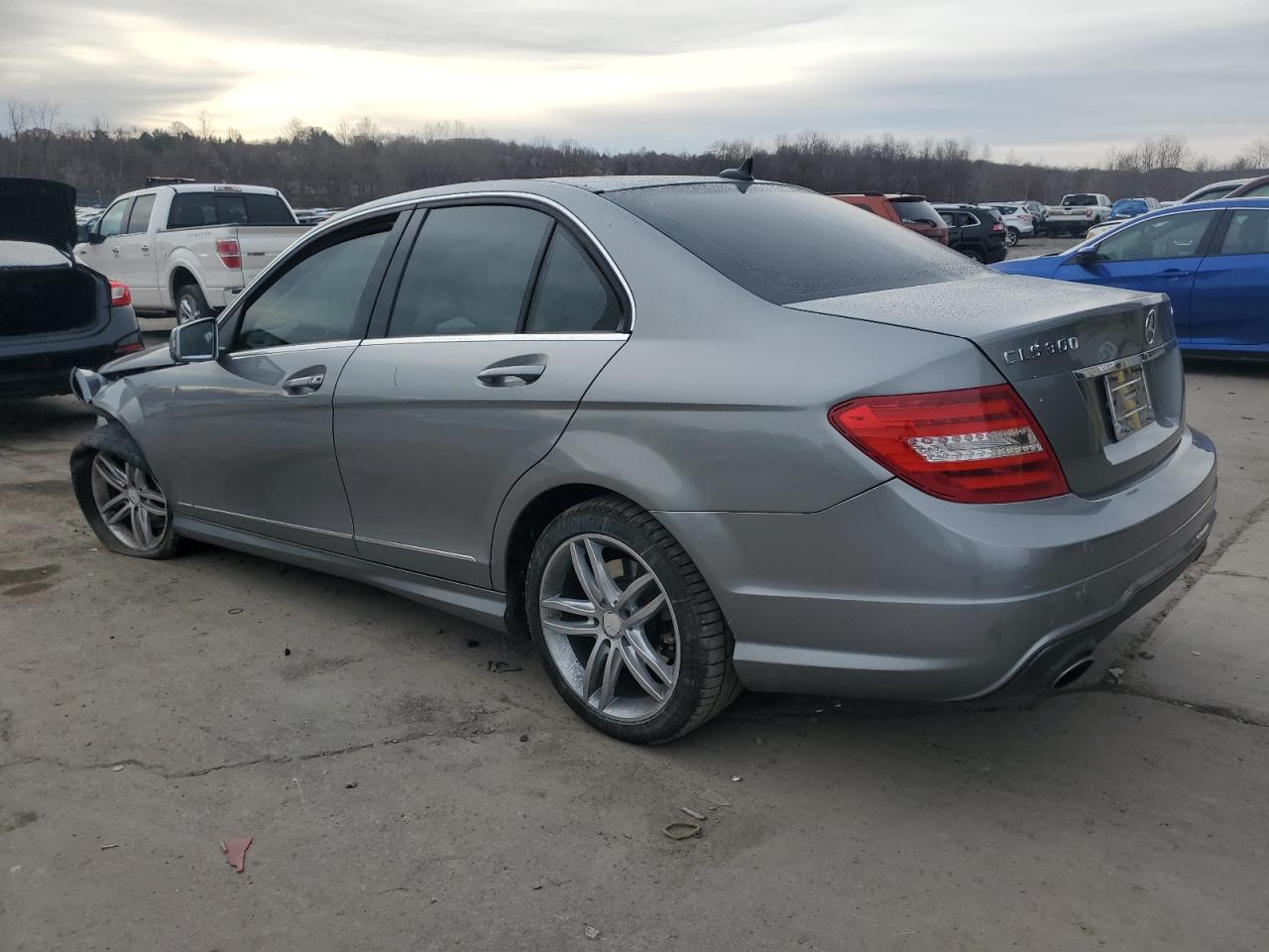 VIN WDDGF8AB2EA945972 2014 MERCEDES-BENZ C-CLASS no.2