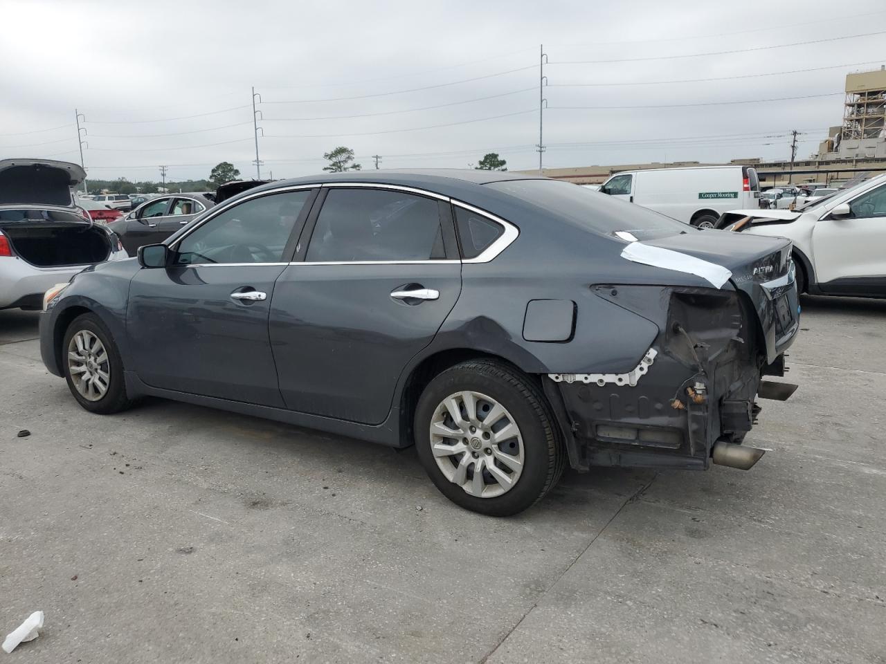 2013 Nissan Altima - Image 2