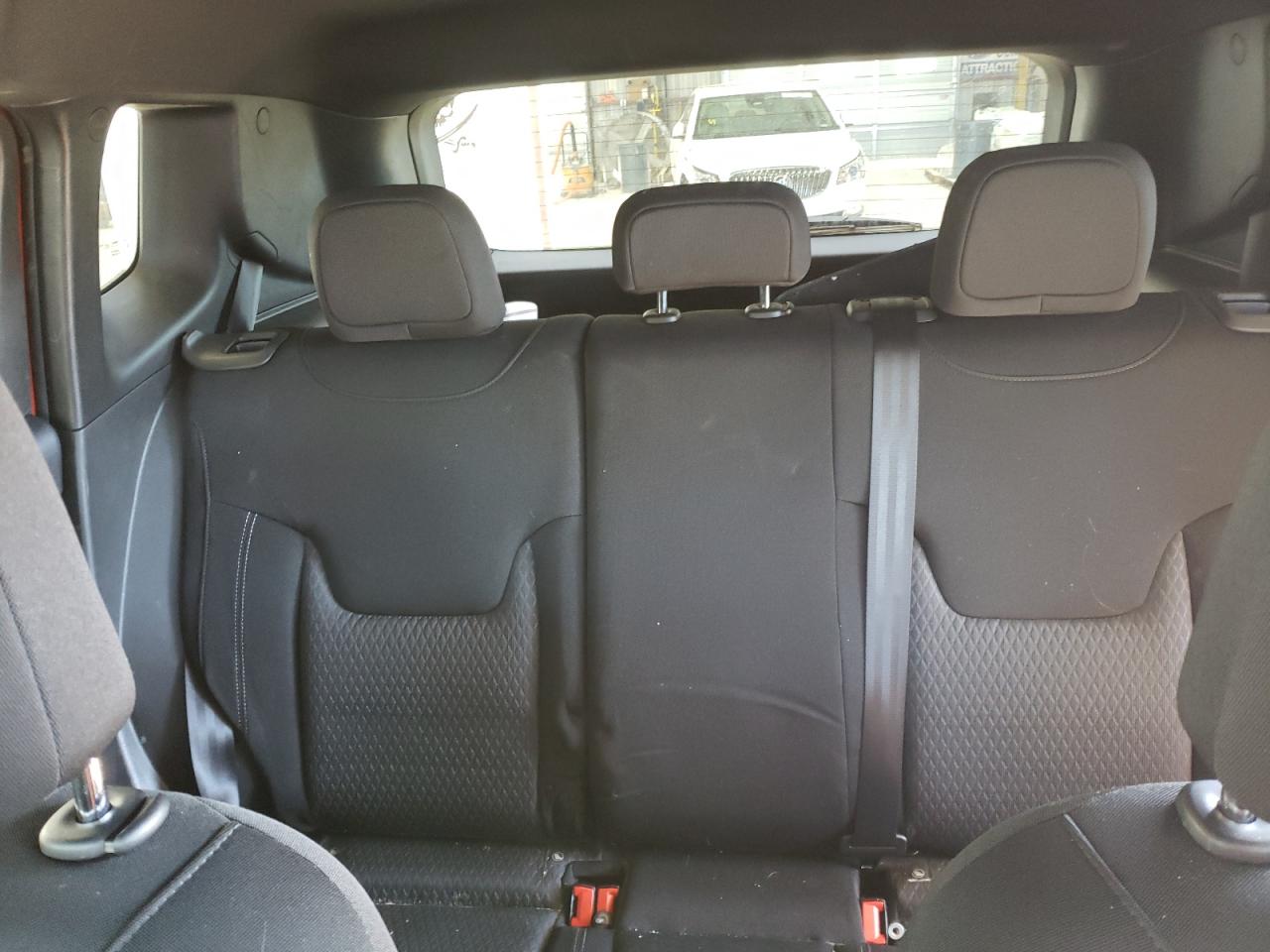 2021 Jeep Renegade - Image 10