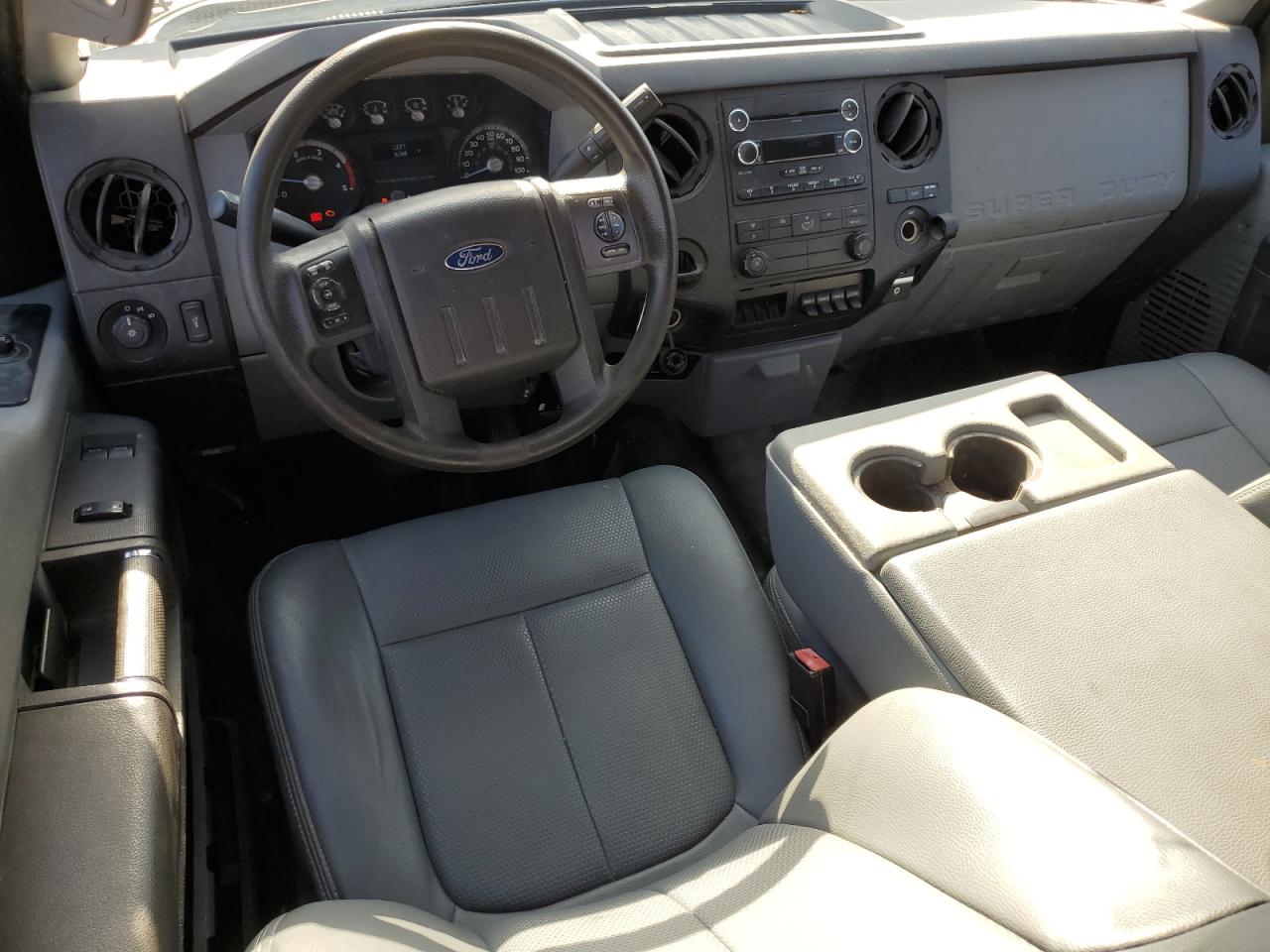 2015 Ford F450 - Image 8