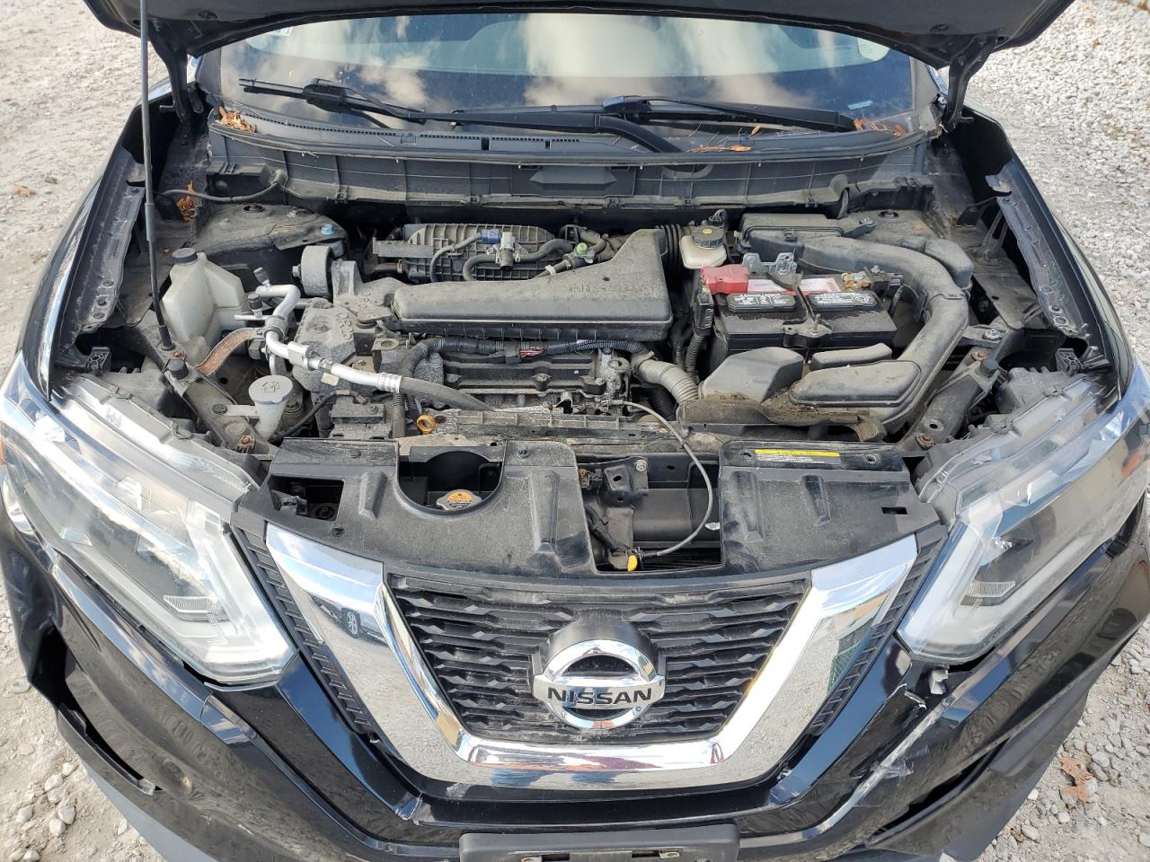 2017 Nissan Rogue - Image 12