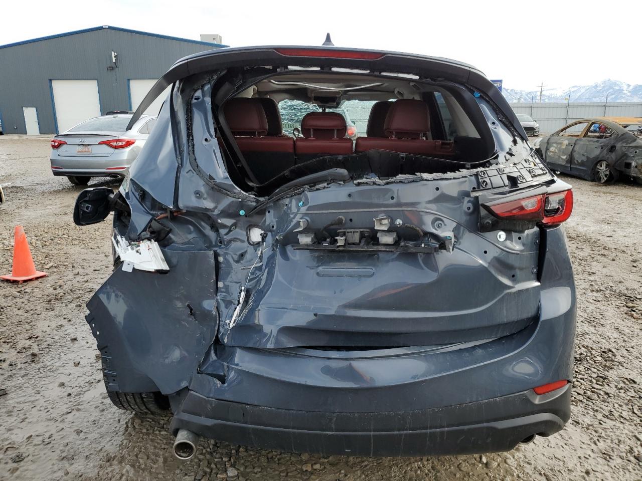 2023 Mazda CX-5 - Image 6