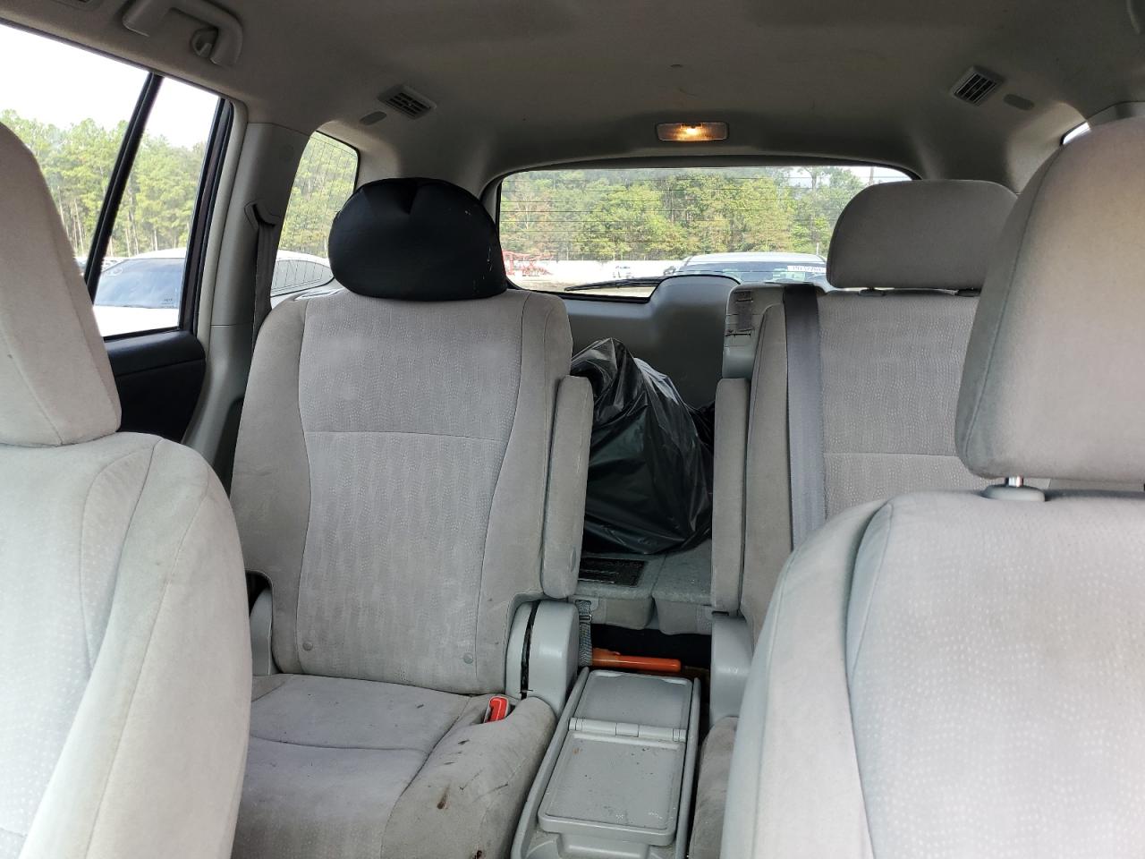 2013 Toyota Highlander - Image 10