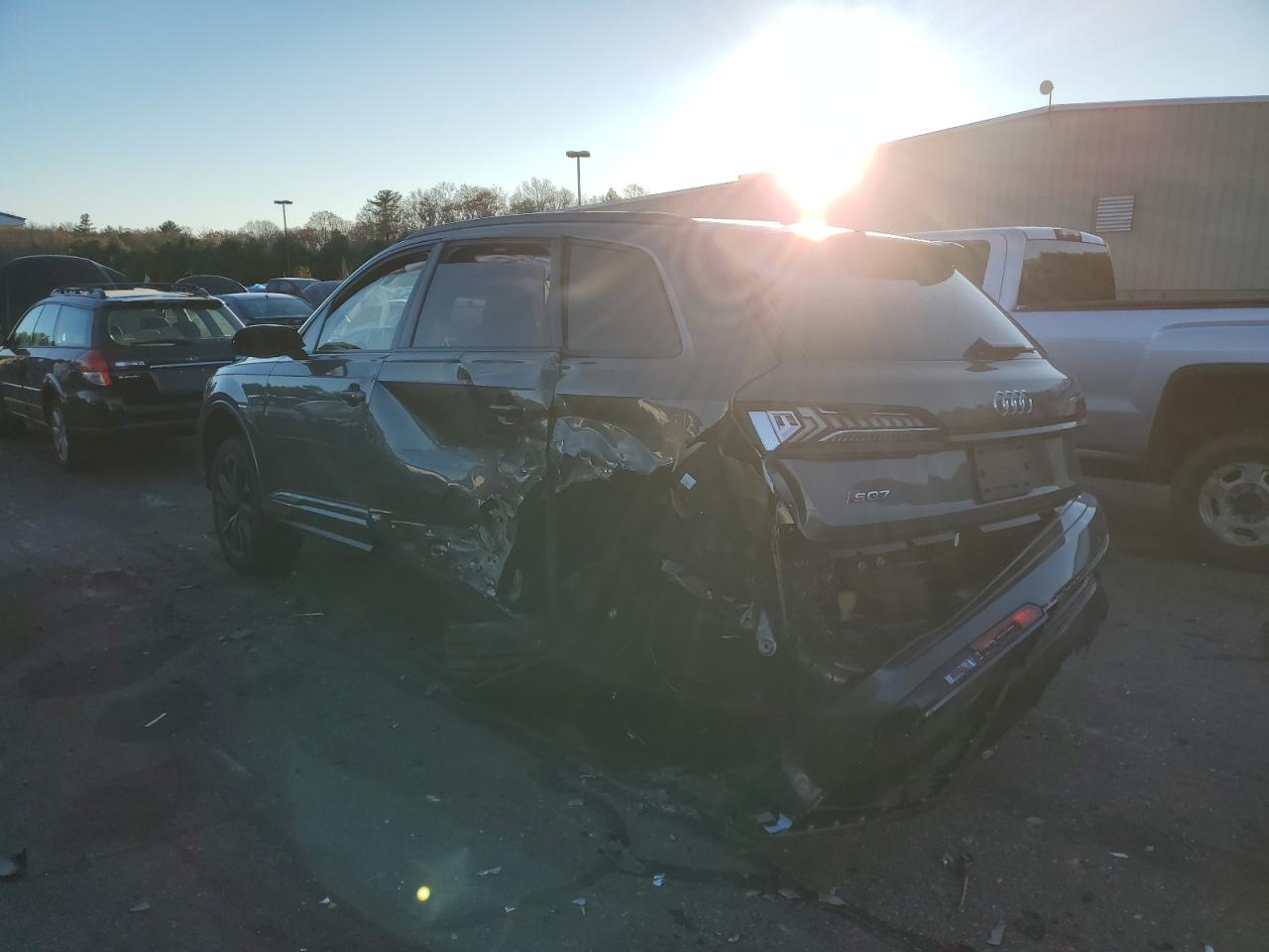 2024 Audi SQ7 - Image 2