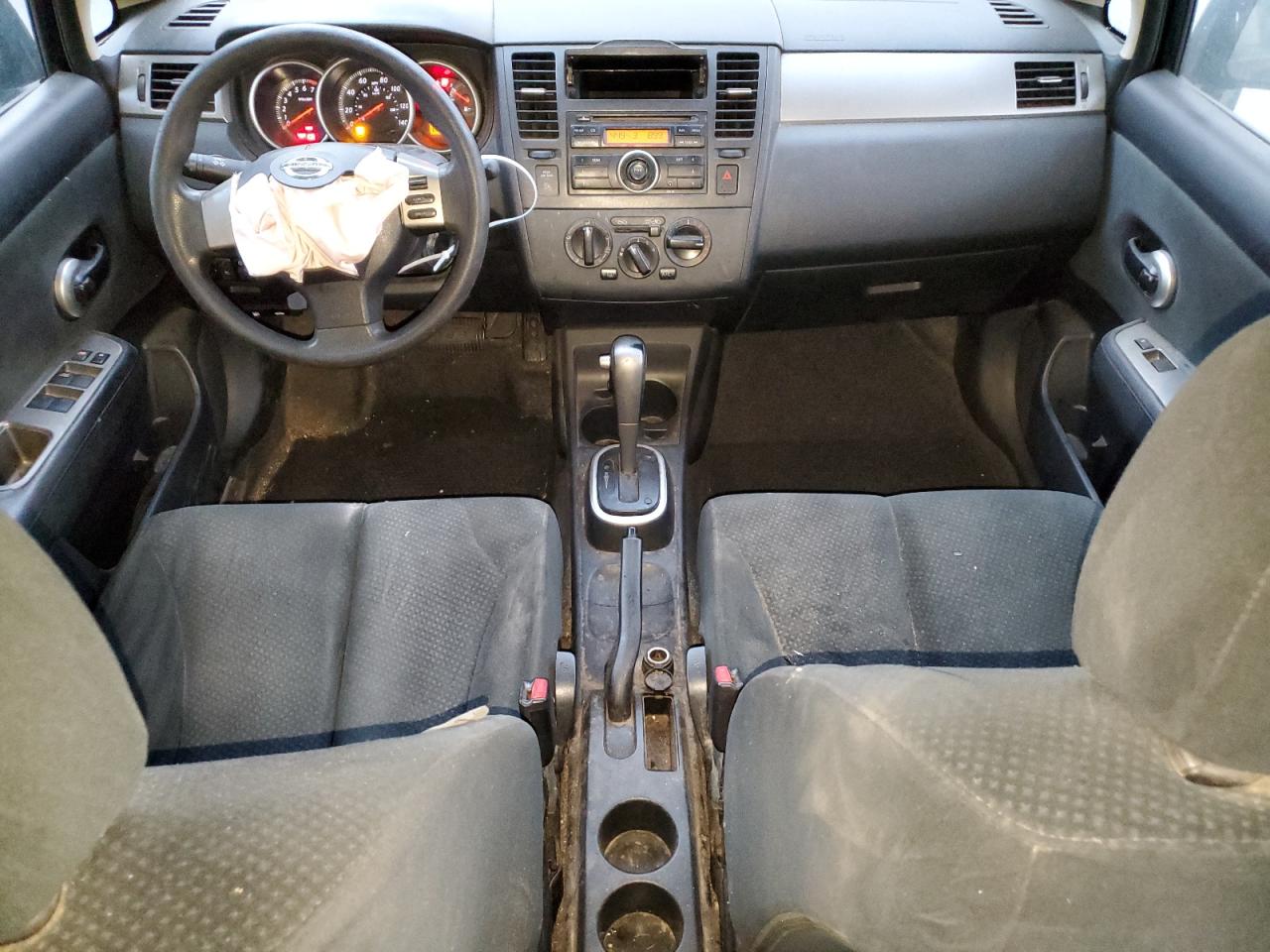2010 Nissan Versa - Image 8