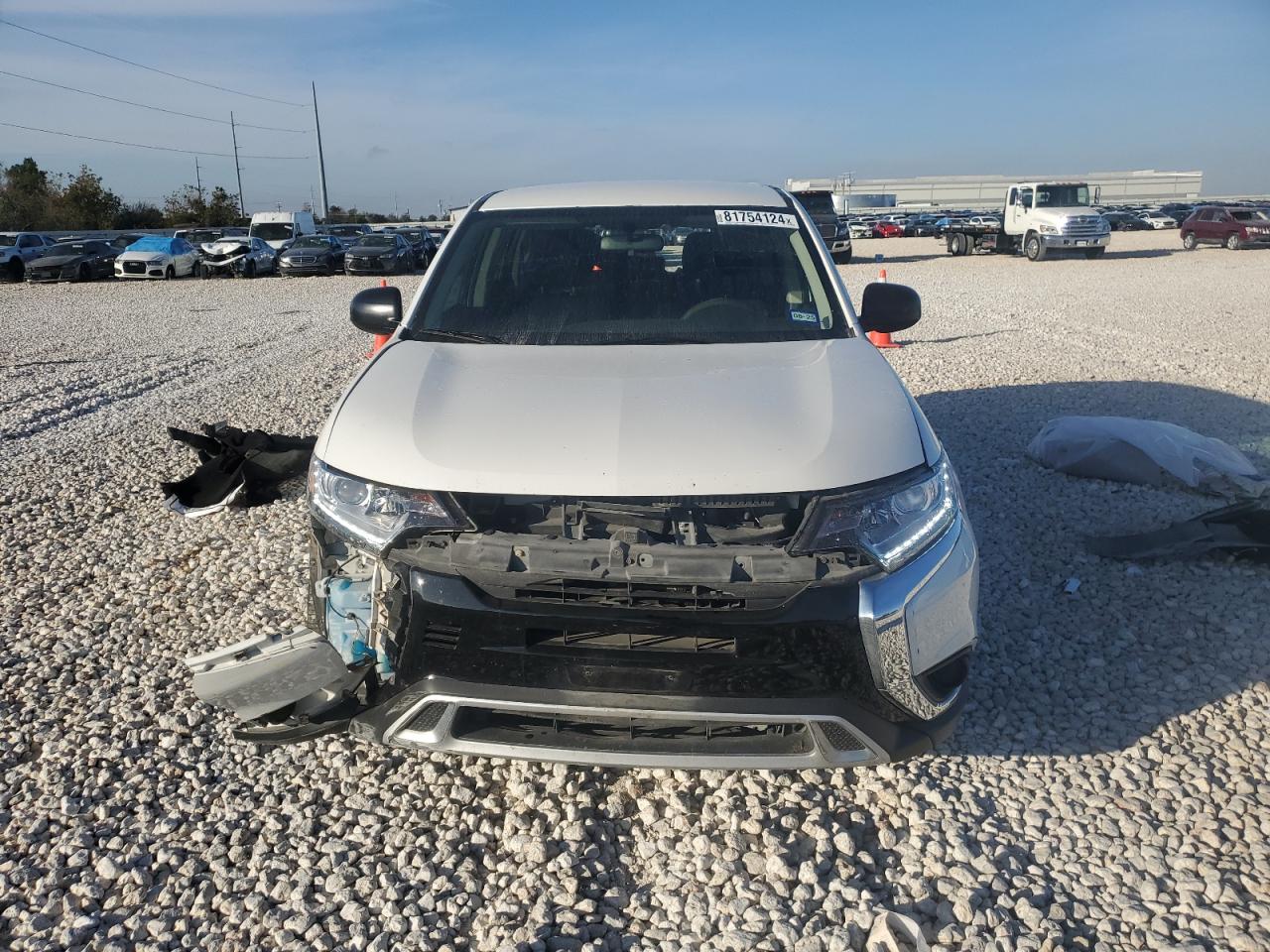 2020 Mitsubishi Outlander - Image 5
