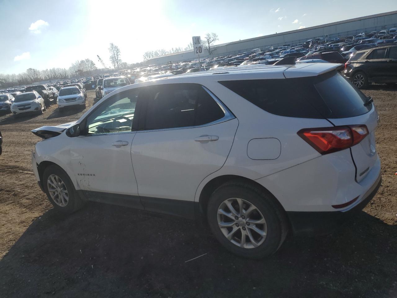 2018 Chevrolet Equinox - Image 2
