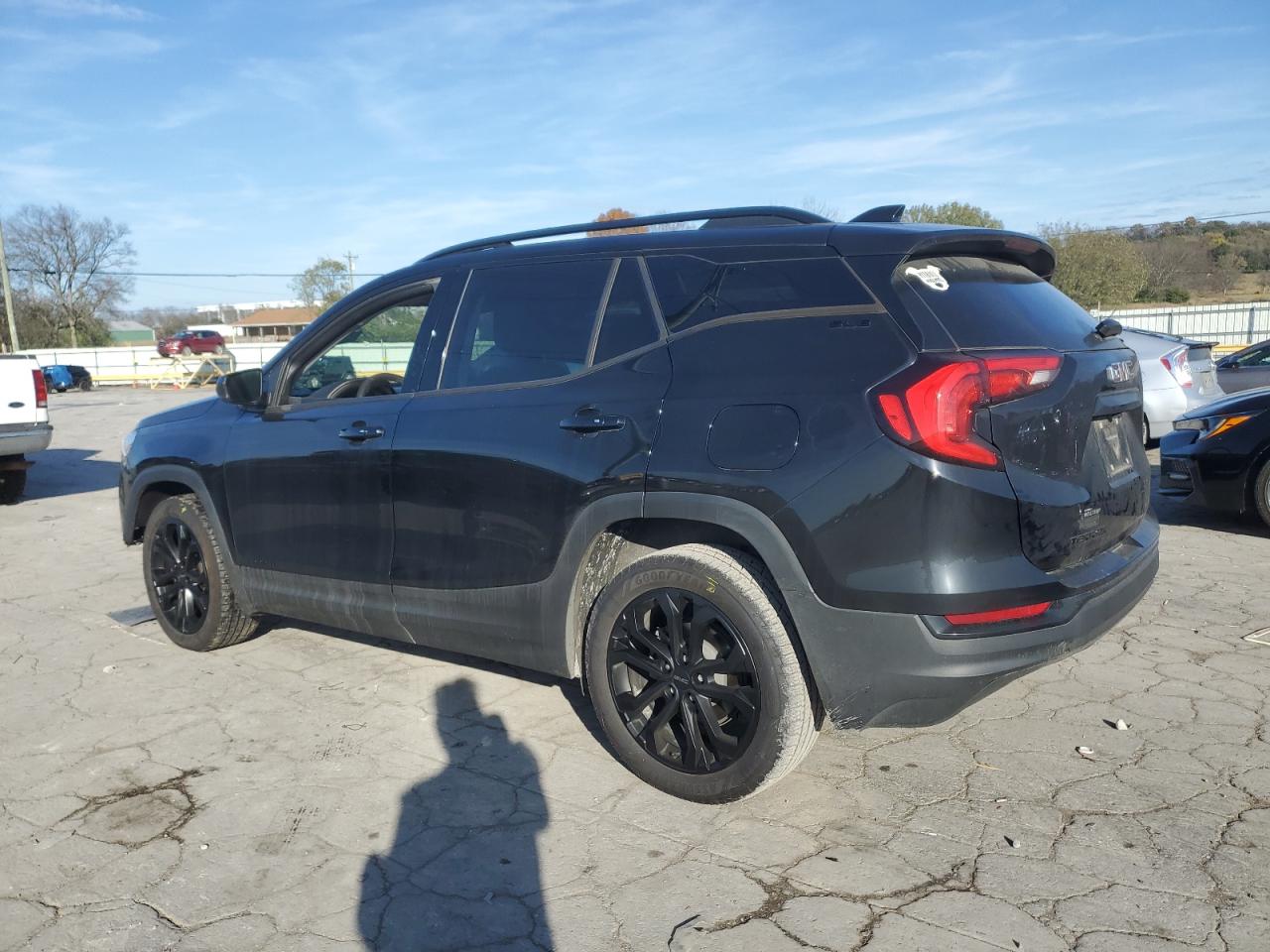 2020 GMC Terrain - Image 2