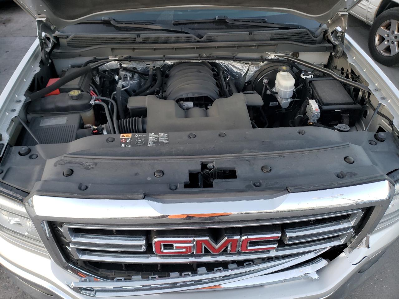 2016 GMC Sierra - Image 11