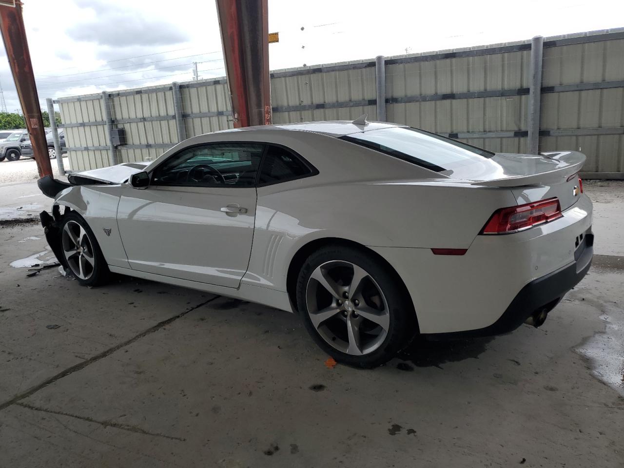 2015 Chevrolet Camaro - Image 2