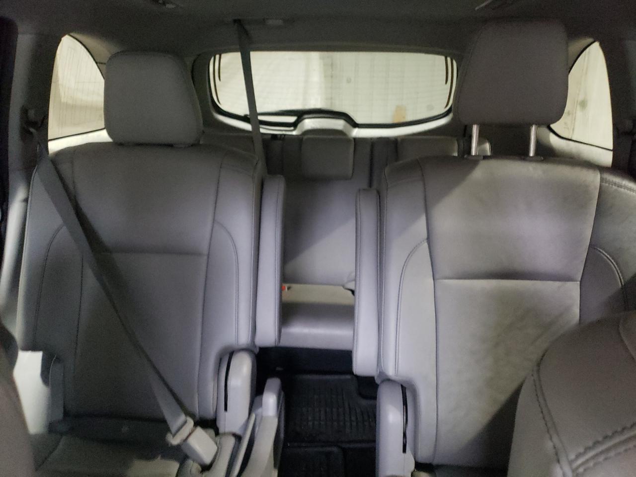 2019 Toyota Highlander - Image 10