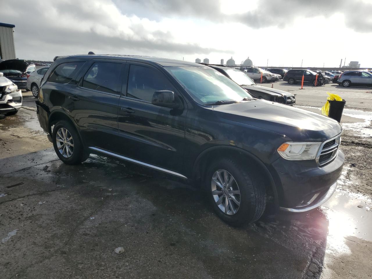 VIN 1C4RDJAG5HC945503 2017 DODGE DURANGO no.4