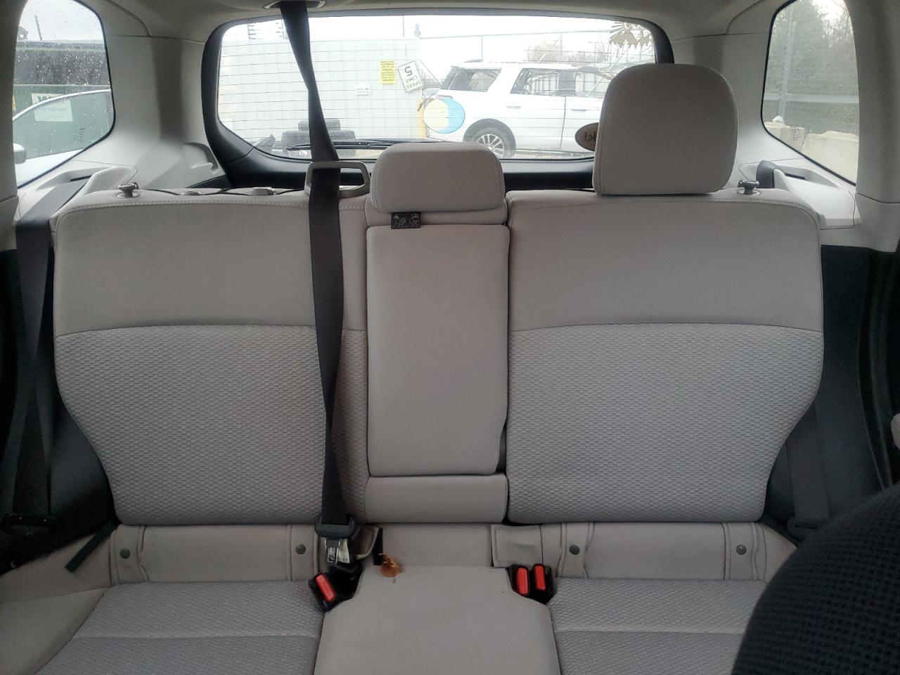 2015 Subaru Forester - Image 10