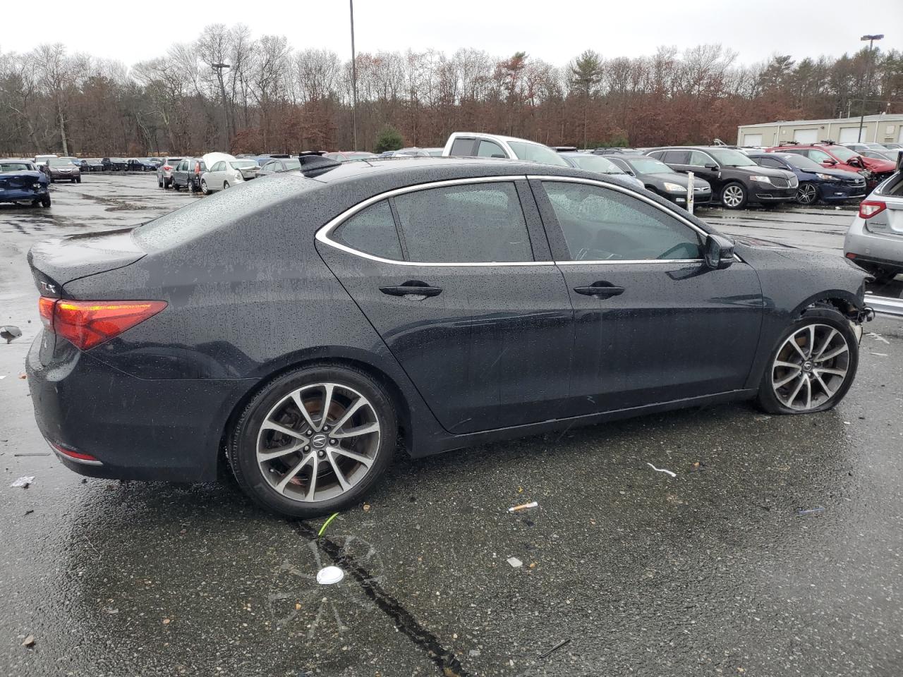 VIN 19UUB1F50FA022430 2015 ACURA TLX no.3