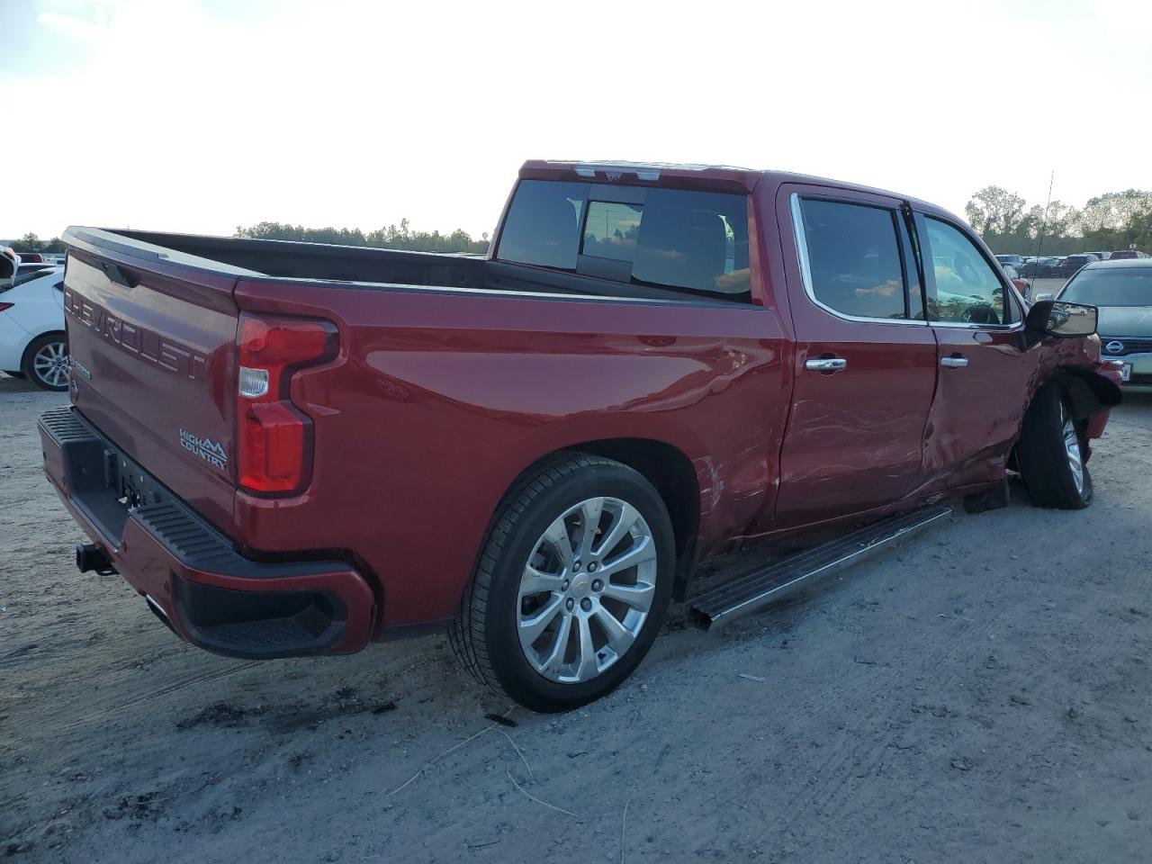 2021 Chevrolet Silverado - Image 3