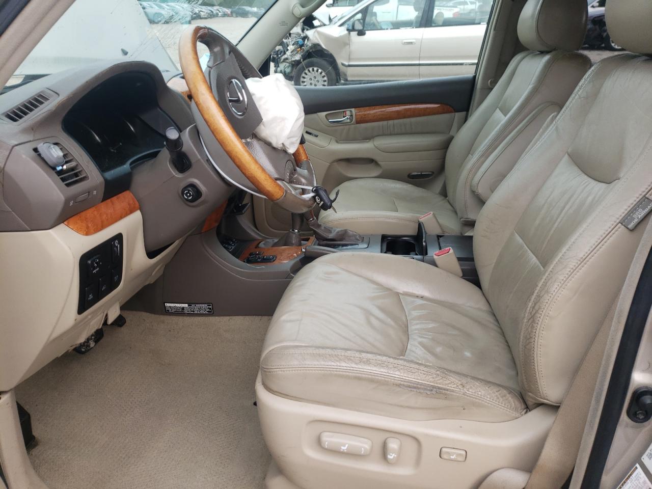 2004 Lexus GX - Image 7
