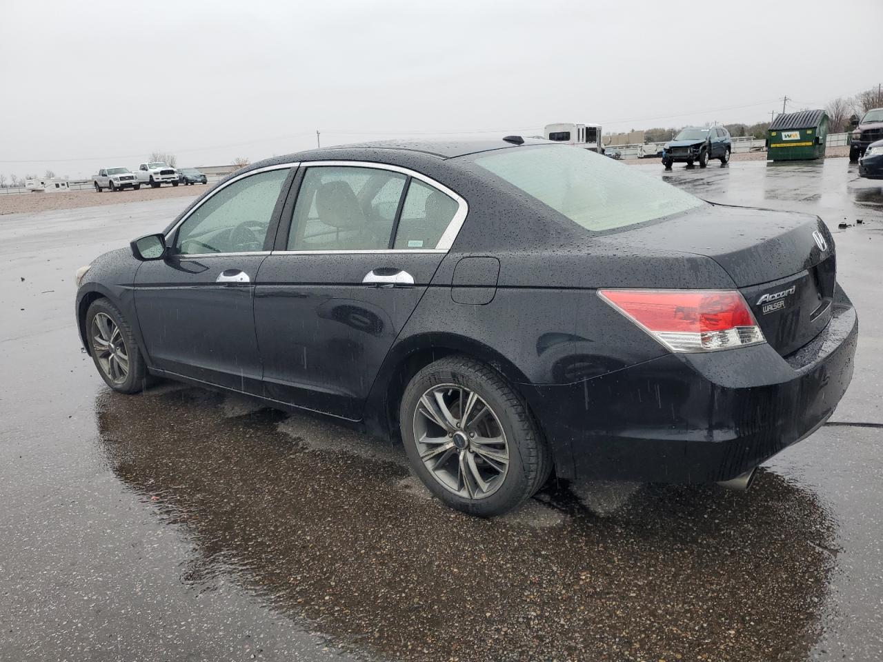 2009 Honda Accord - Image 2