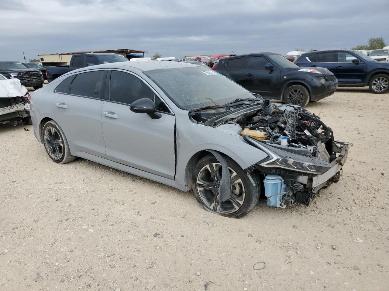 2023 Kia K5 - Image 4