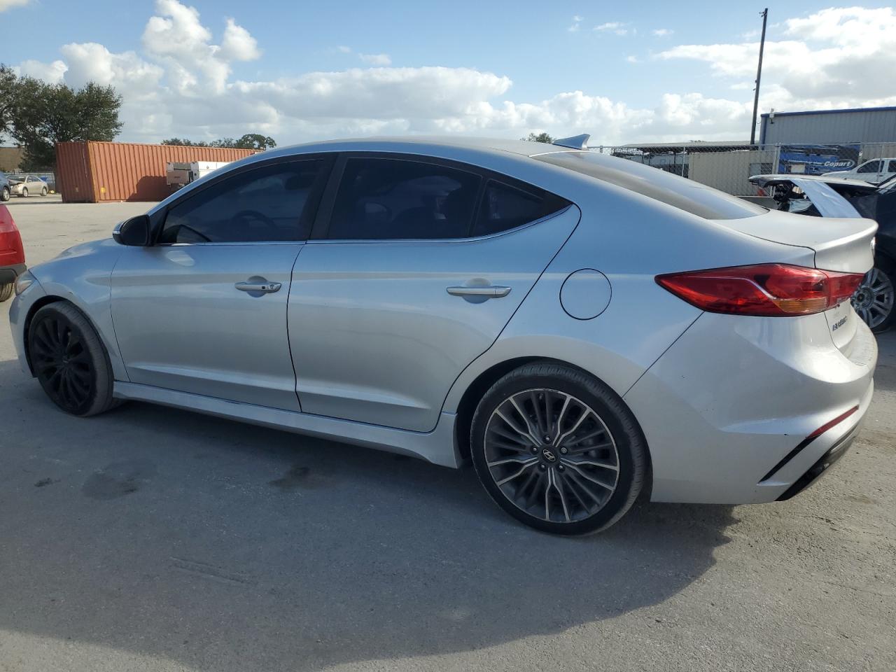 2018 Hyundai Elantra - Image 2