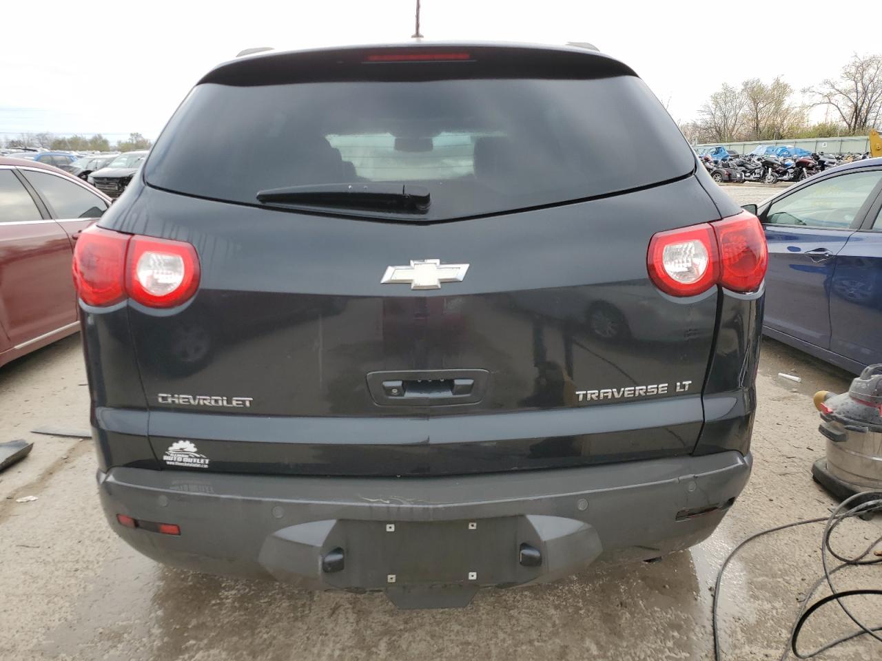 2009 Chevrolet Traverse - Image 6