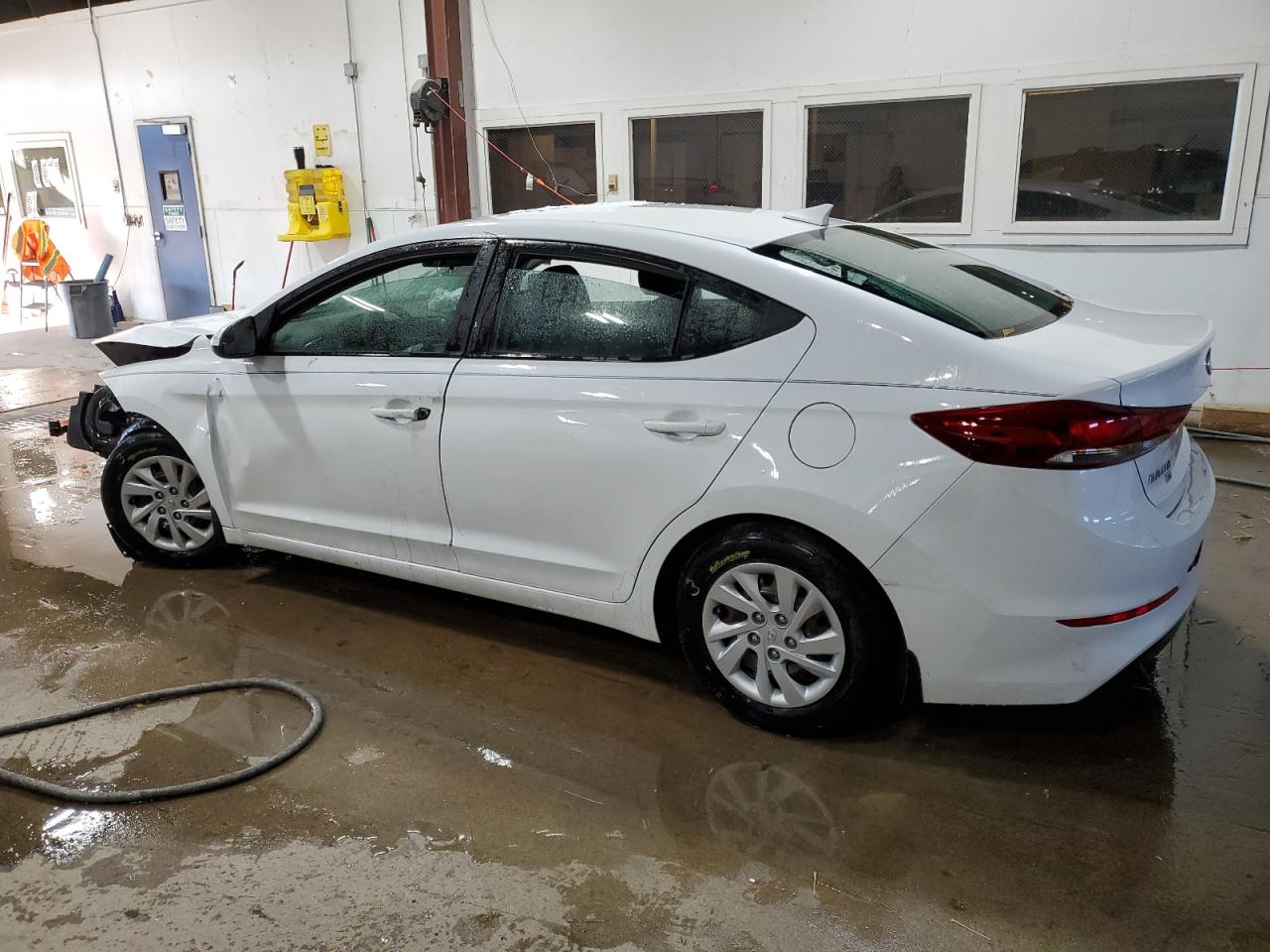 VIN 5NPD74LF1JH389739 2018 HYUNDAI ELANTRA no.2