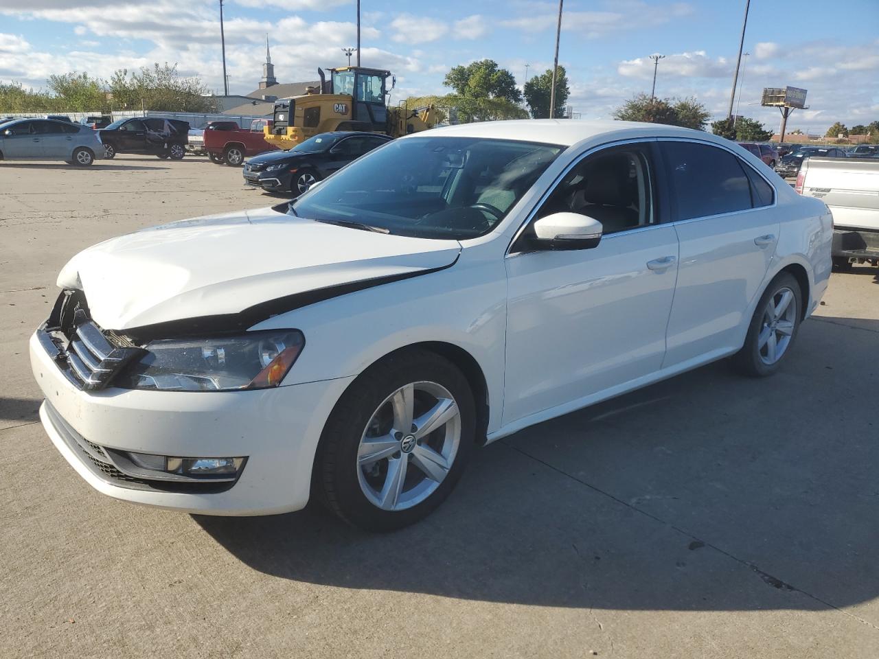 1VWAT7A34FC108865 2015 VOLKSWAGEN PASSAT - Image 1