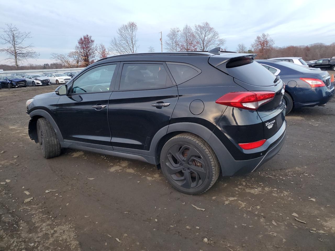 2016 Hyundai Tucson - Image 2