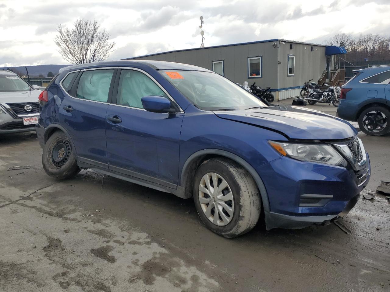 2018 Nissan Rogue - Image 4