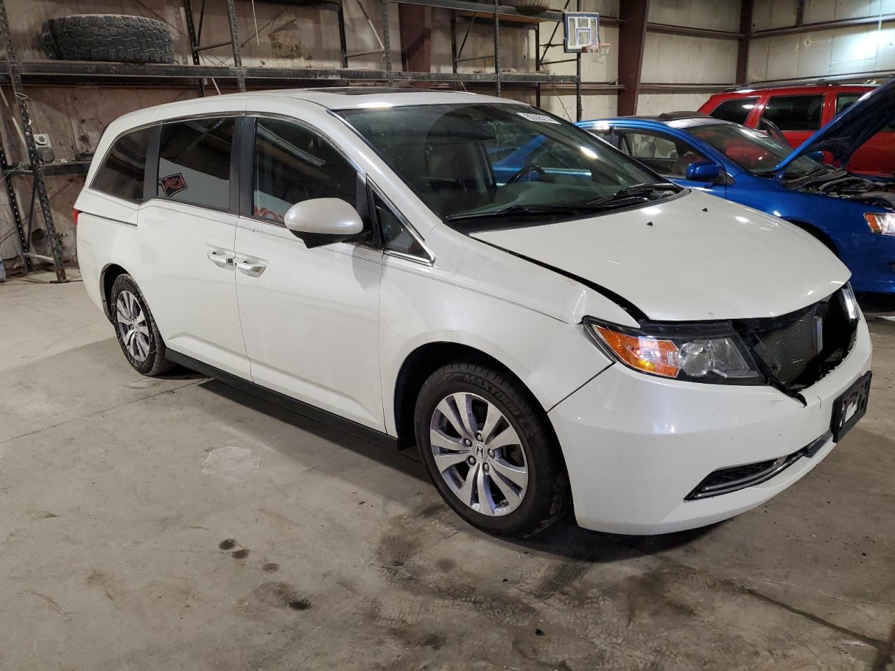 2016 Honda Odyssey - Image 4