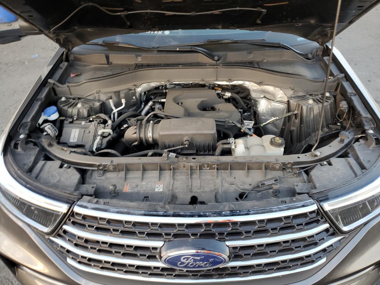 2020 Ford Explorer - Image 12