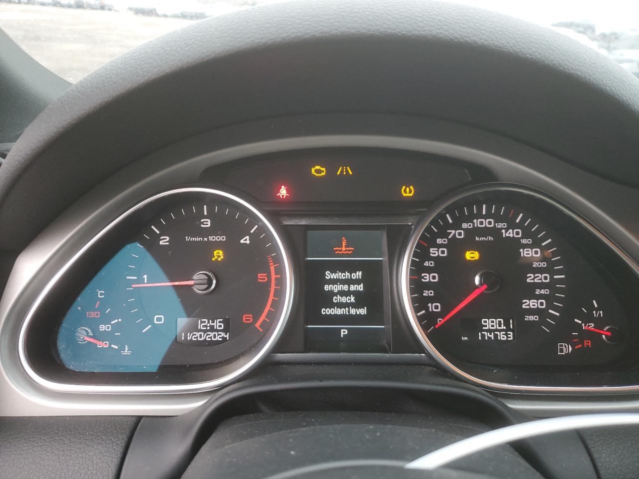 2015 Audi Q7 - Image 9