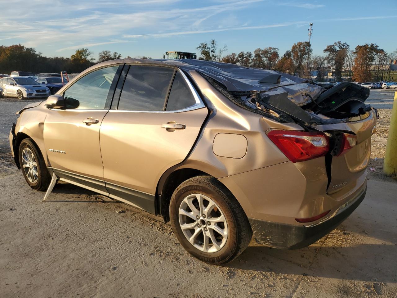 2019 Chevrolet Equinox Lt VIN: 2GNAXKEV2K6215543 Lot: 79768084