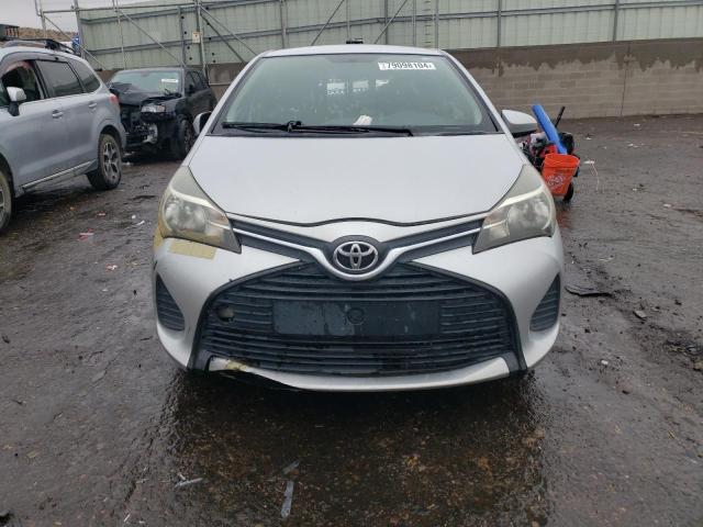  TOYOTA YARIS 2015 Серебристый