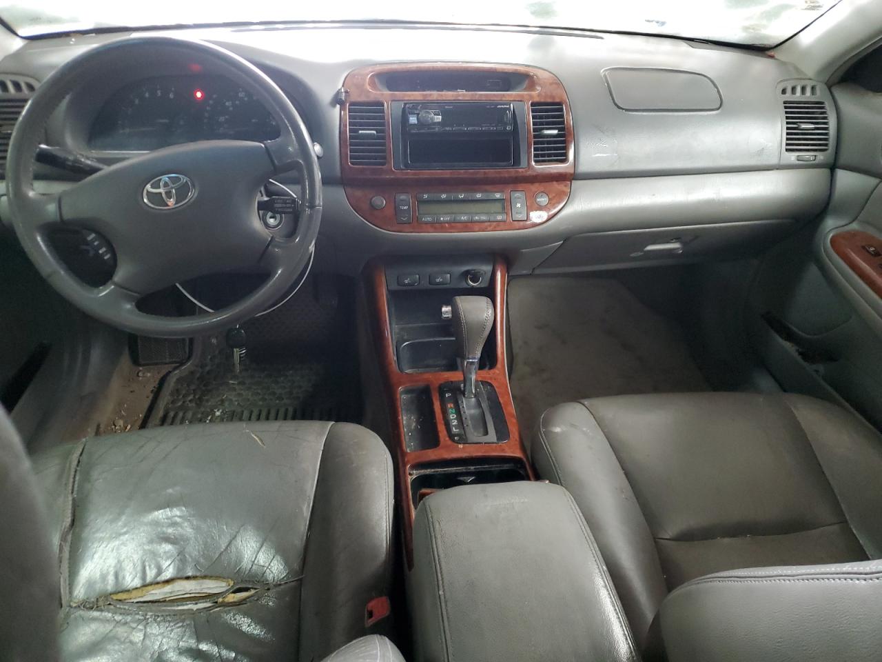 2004 Toyota Camry Le VIN: 4T1BE30K24U857332 Lot: 79970694