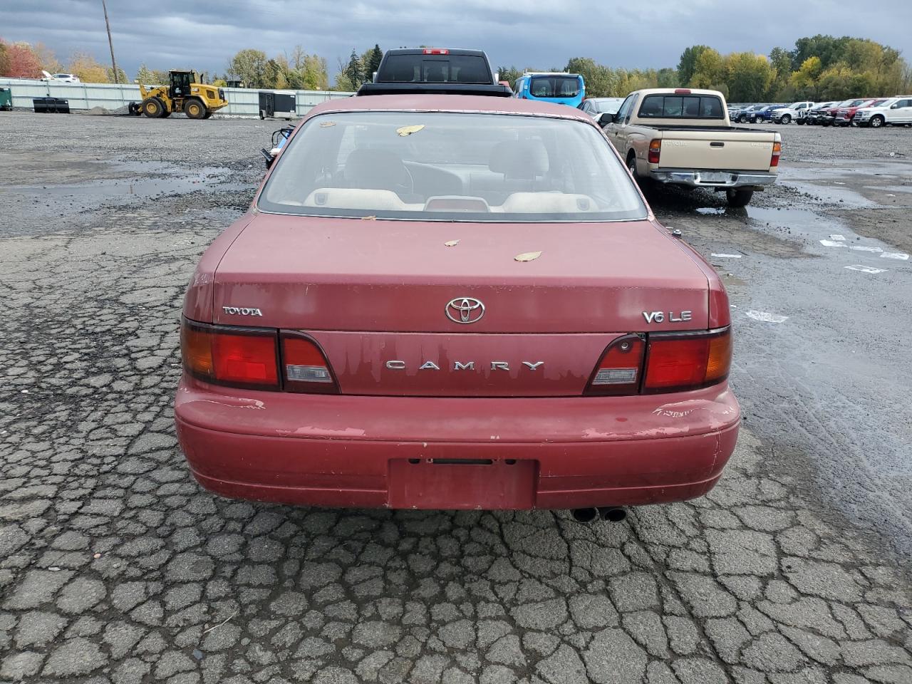 1995 Toyota Camry Le VIN: JT2GK12E6S0102213 Lot: 77935474