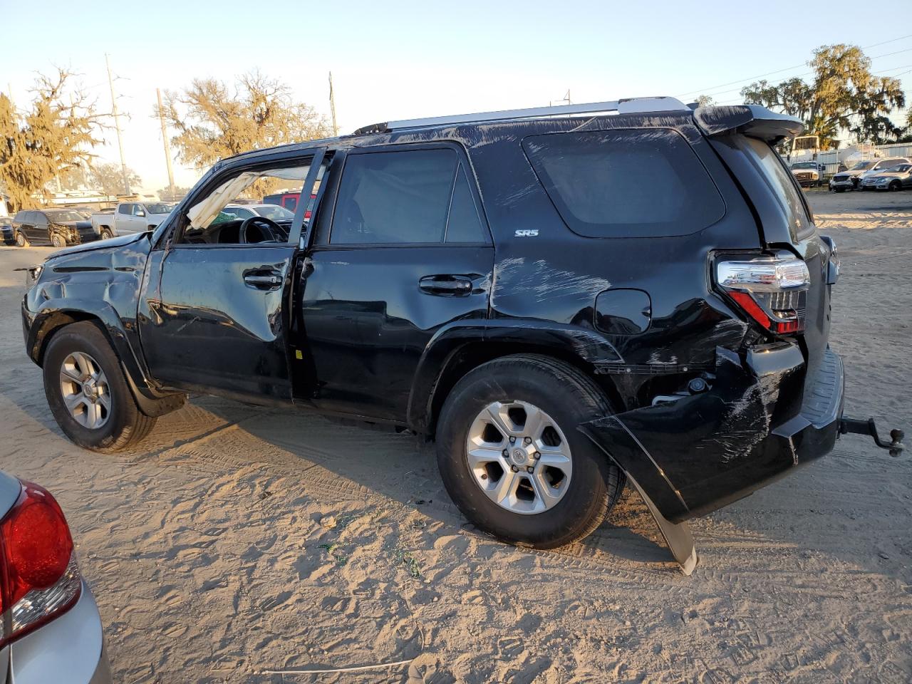 2018 Toyota 4Runner - Image 2
