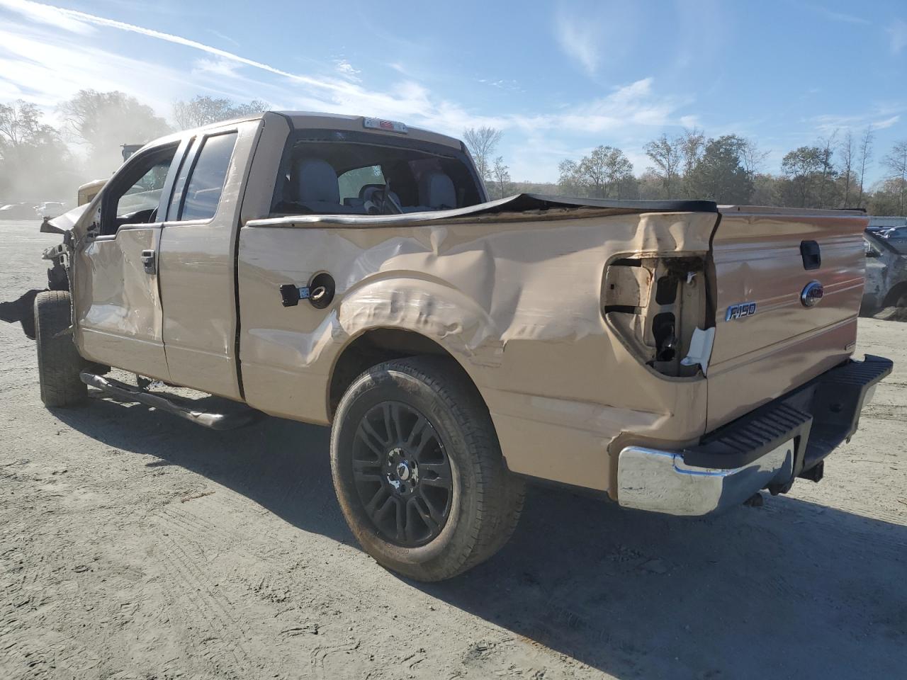 2014 Ford F-150 - Image 2