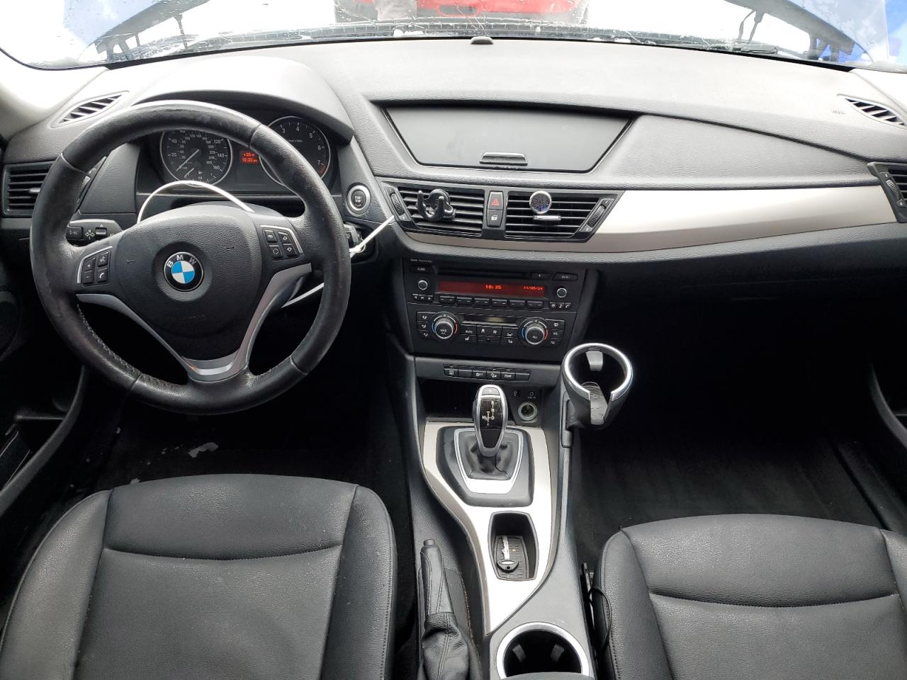 2015 BMW X1 - Image 8