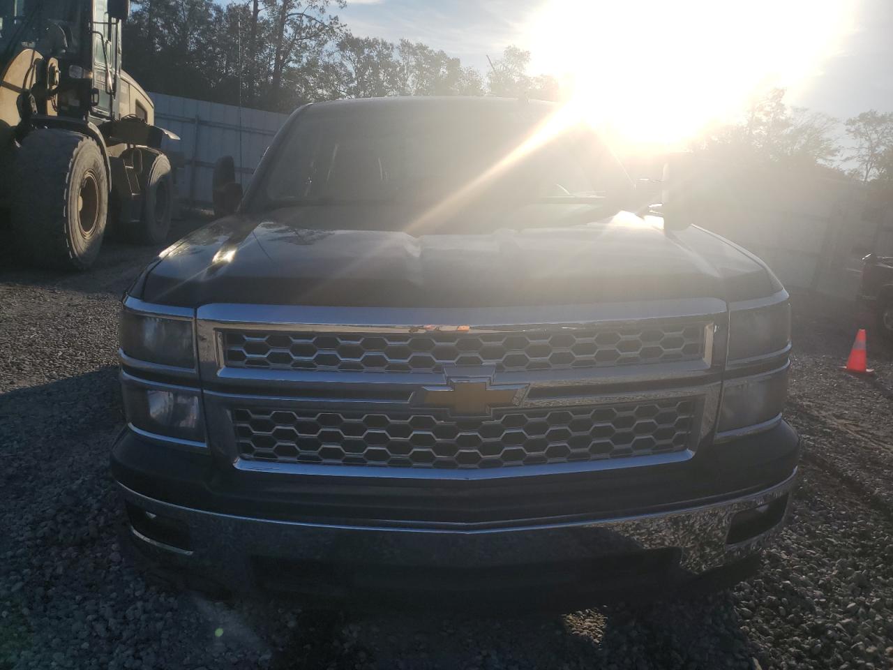2014 Chevrolet Silverado - Image 5