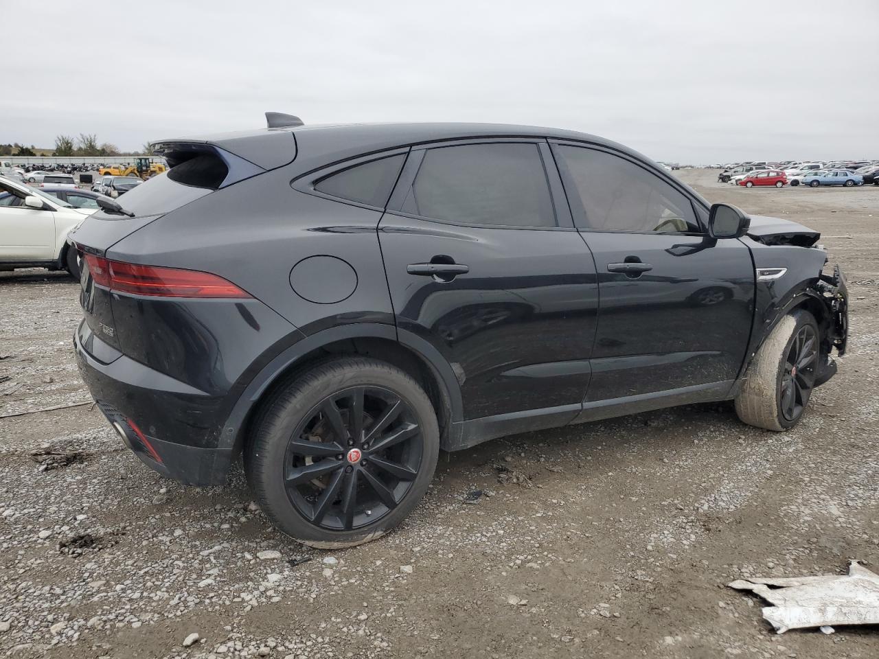 2019 Jaguar E-Pace - Image 3