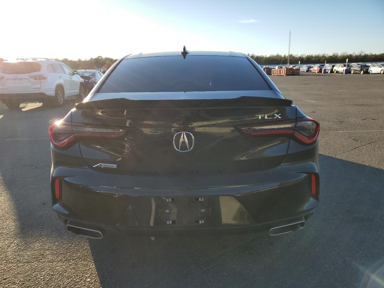 2022 Acura TLX - Image 6