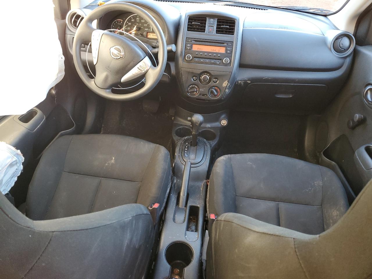 2017 Nissan Versa - Image 8